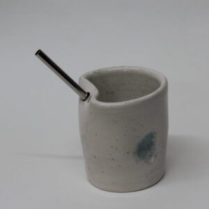 Λευκό ποτήρι - ''Καλοτζαίρι τζαι αλμυρές τσουρνιές''